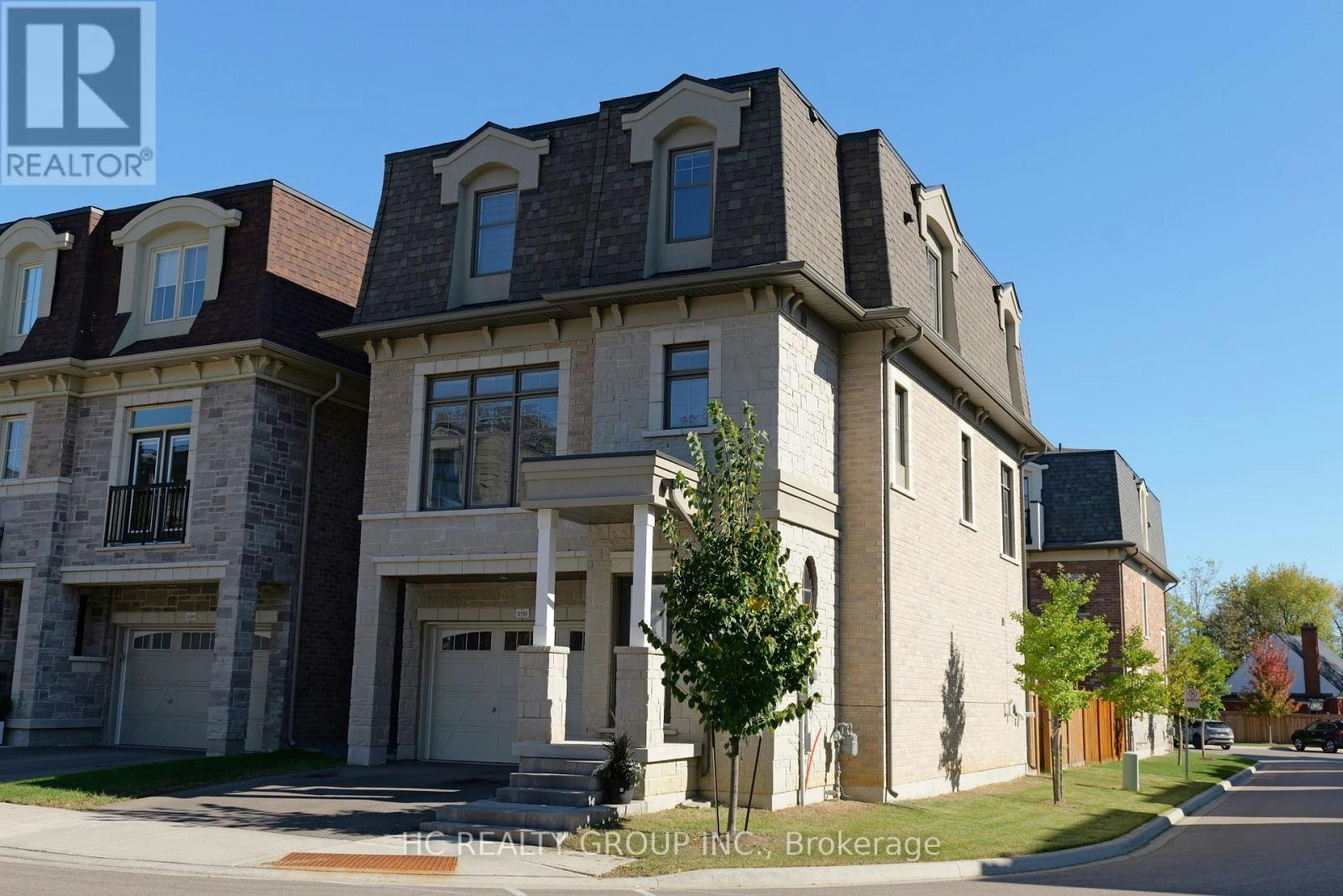 2130 Royal Gala Circle, Mississauga, ON, L4Y 1Z2