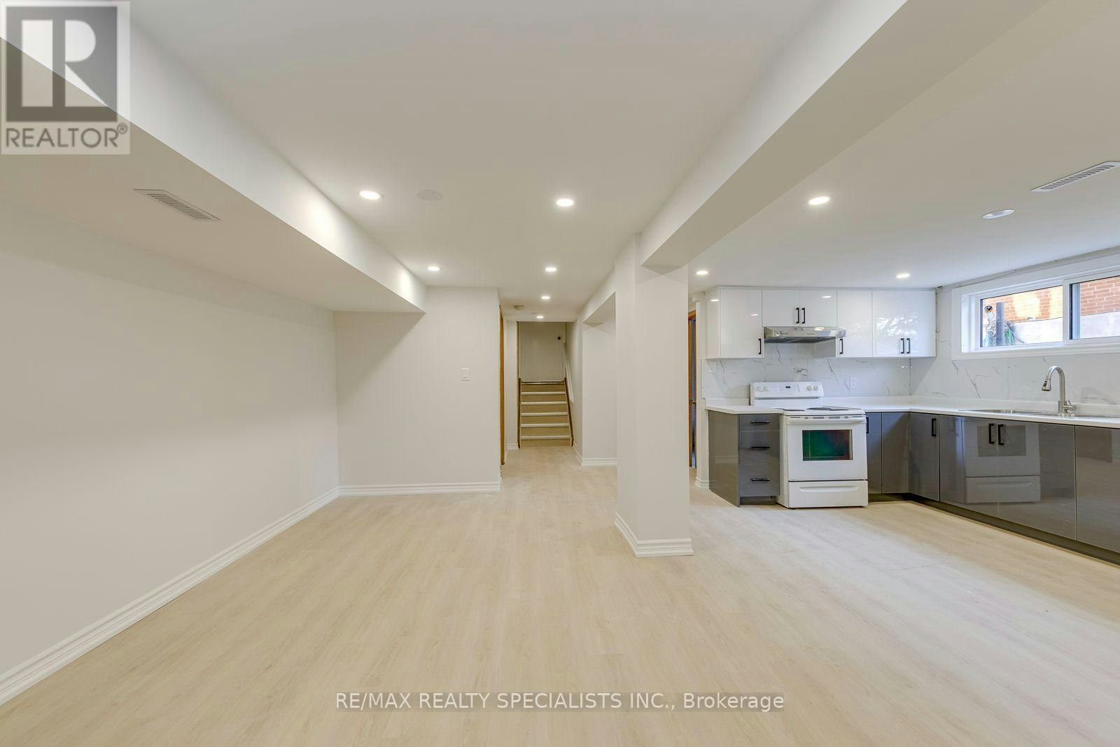 LOWER-7605 Discus Crescent, Mississauga, ON, L4T 2V4 - 14