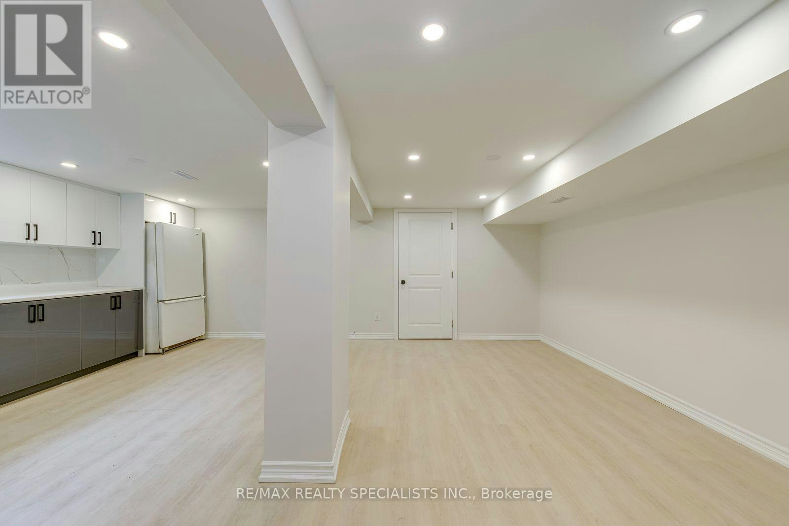 LOWER-7605 Discus Crescent, Mississauga, ON, L4T 2V4 - 12