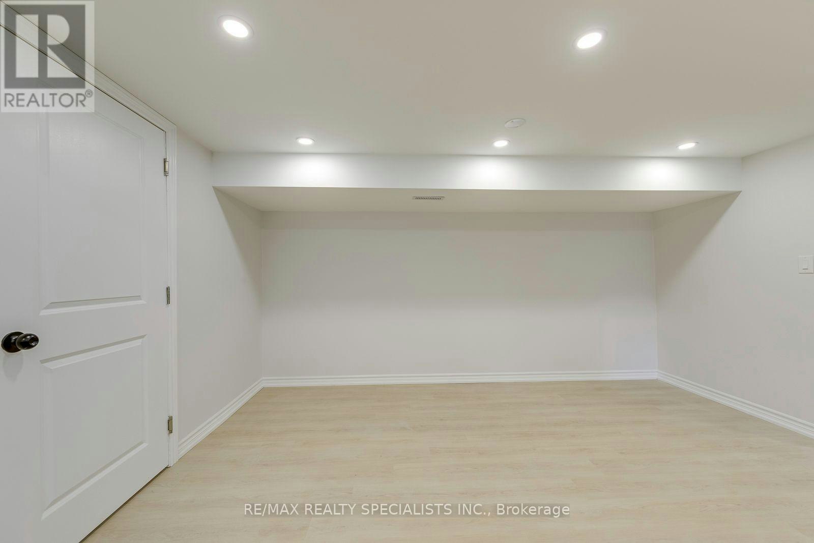 LOWER-7605 Discus Crescent, Mississauga, ON, L4T 2V4 - 13