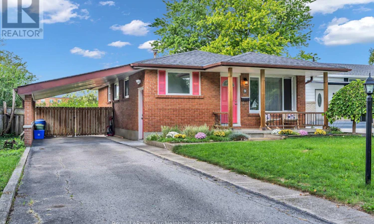 9 Kenwood Crescent