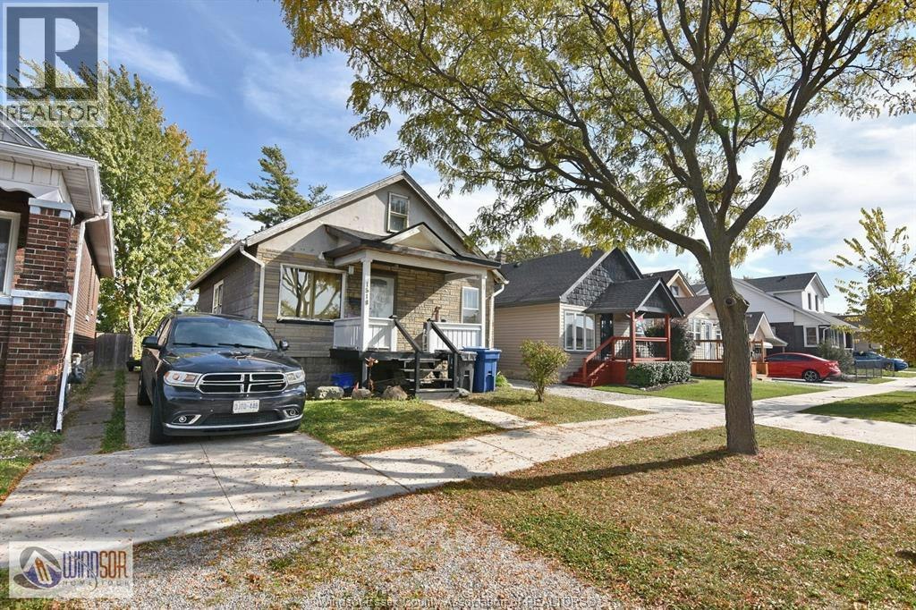 1518 St. Luke, Windsor, ON, N8Y 3N3