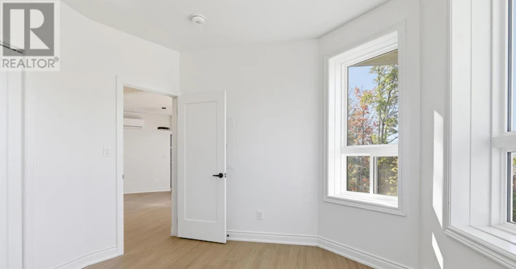 4-380 Park Street N, Peterborough, ON, K9H 4P8 - 6