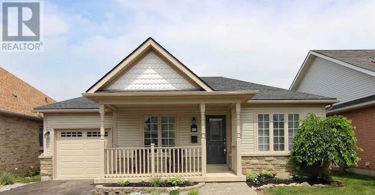 34 Cole Crescent, Niagara-on-the-Lake, ON, L0S 1J0