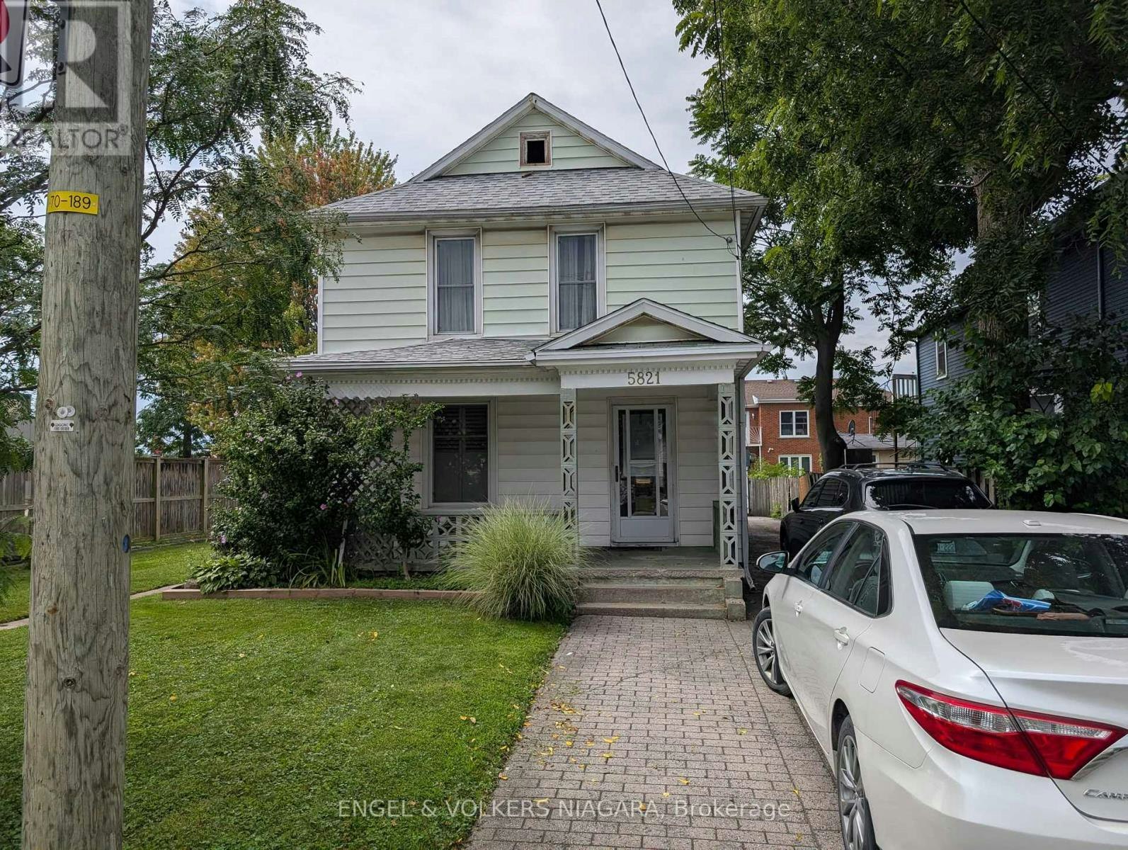 5821 Leonard Avenue, Niagara Falls, ON, L2G 4R5