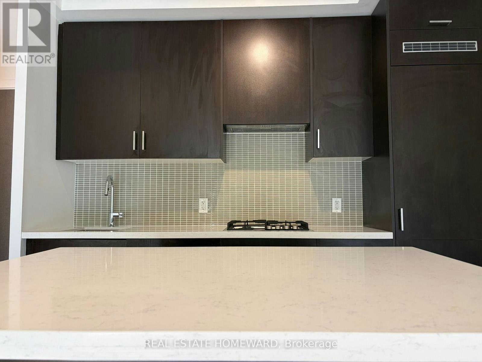 303-1960 Queen Street E, Toronto, ON, M4L 1H8 - 5