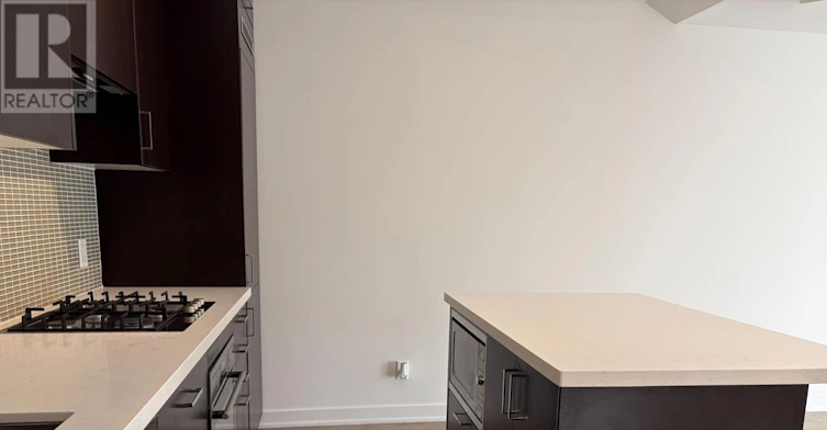 303-1960 Queen Street E, Toronto, ON, M4L 1H8 - 4