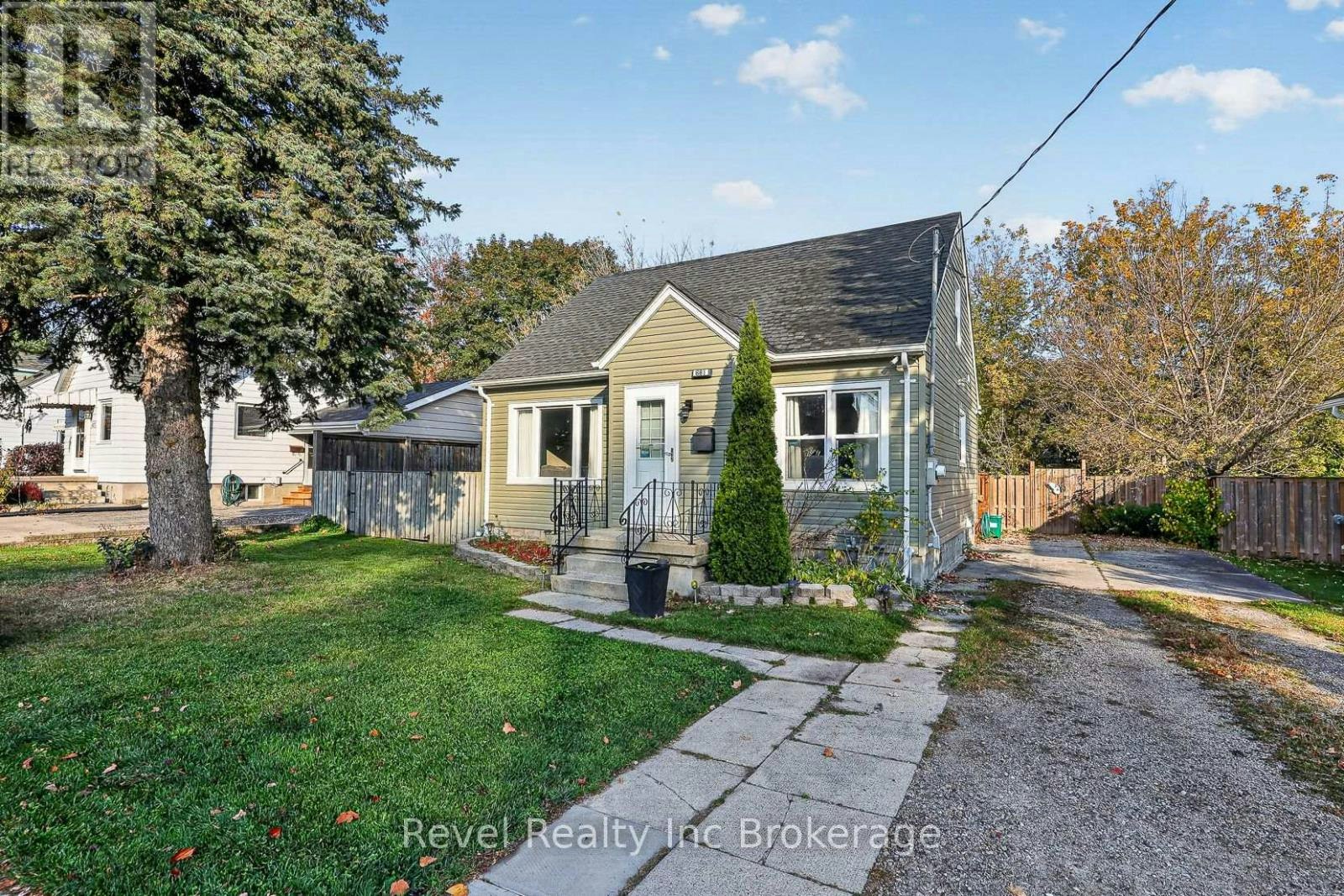 681 Shenstone Avenue, Woodstock, ON, N4S 5L2