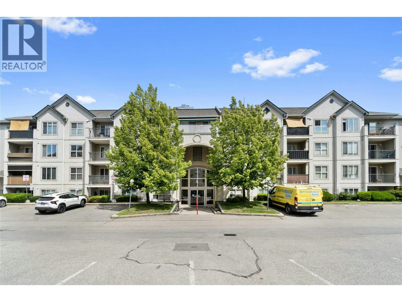 208-640 SW 3 Street, Salmon Arm, BC, V1E 2R3