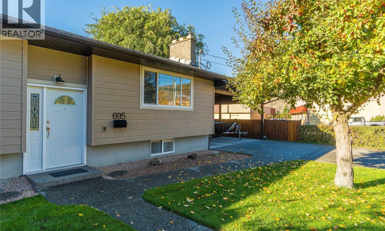 695 Steinke Place