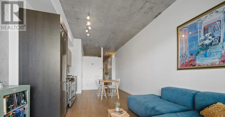 302-25 Stafford Street, Toronto, ON, M5V 0G3 - 7