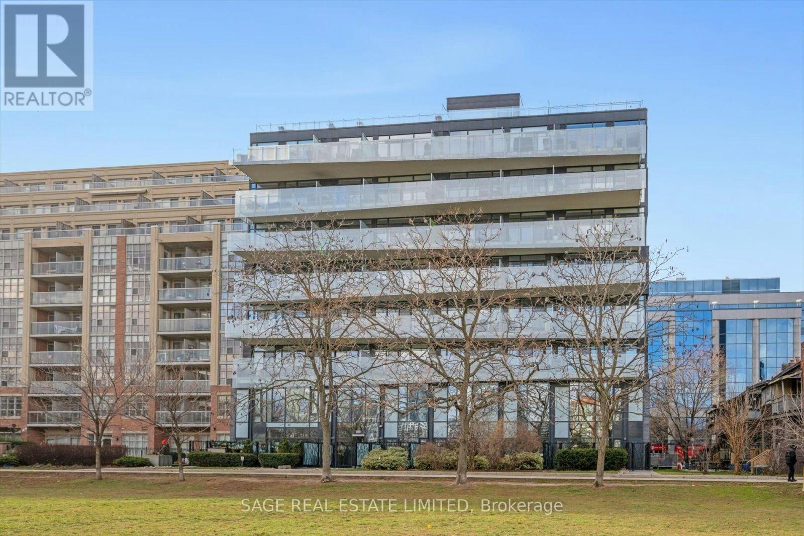 302-25 Stafford Street, Toronto, ON, M5V 0G3 - 24