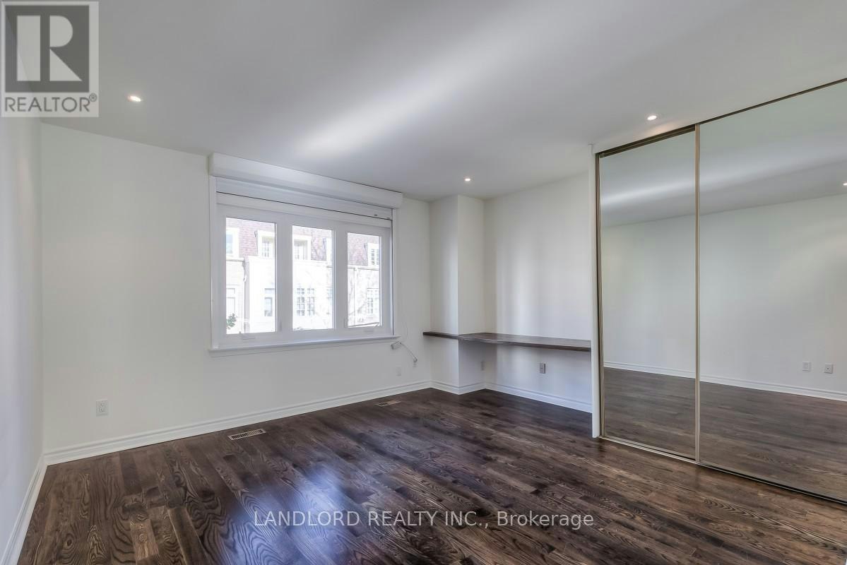 113 Earl Place, Toronto, ON, M4Y 1M4 - 18