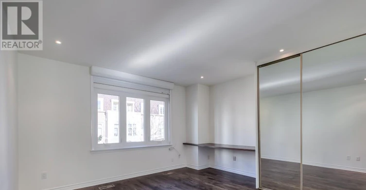 113 Earl Place, Toronto, ON, M4Y 1M4 - 18