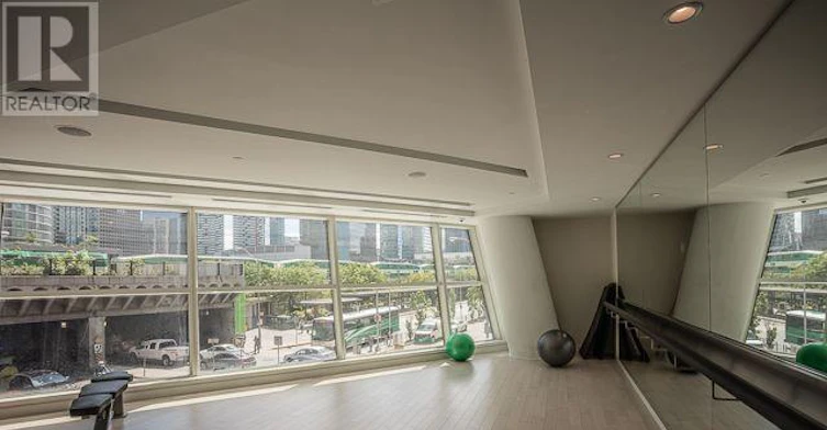 2911-8 The Esplanade, Toronto, ON, M5E 0A6 - 17