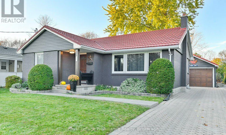 40 Elizabeth Crescent