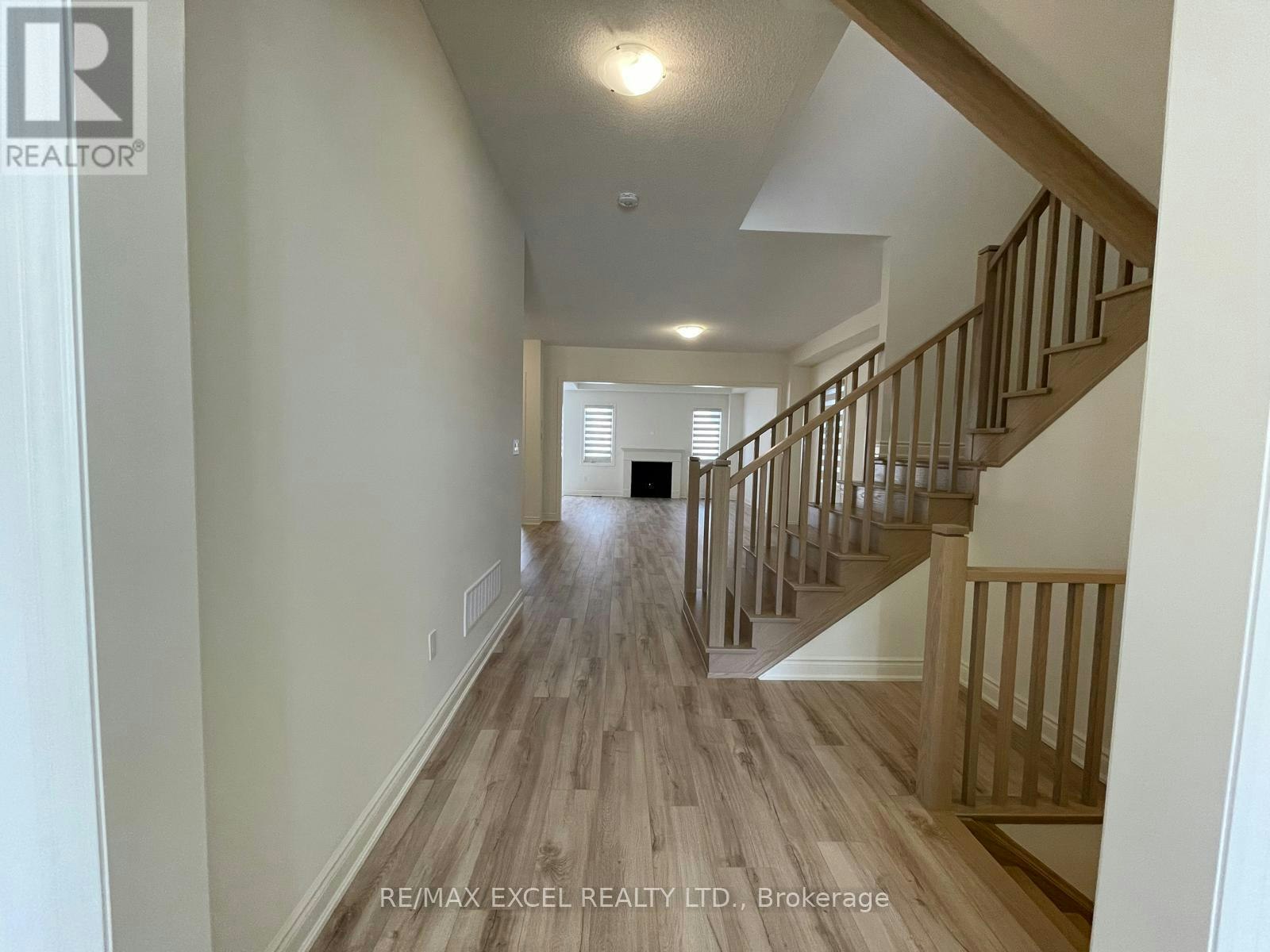 2206 Cayenne Street, Oshawa, ON, L1L 0W7 - 9