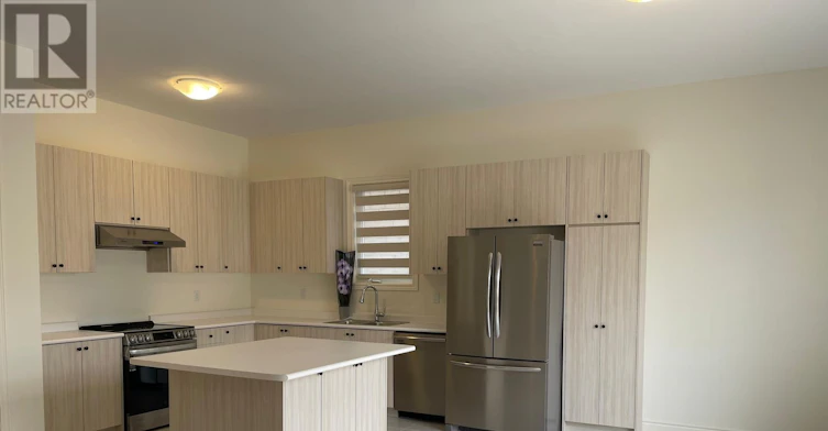 2206 Cayenne Street, Oshawa, ON, L1L 0W7 - 2