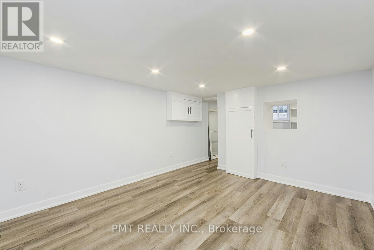 MAIN-863 Pape Avenue, Toronto, ON, M4K 3T7 - 14