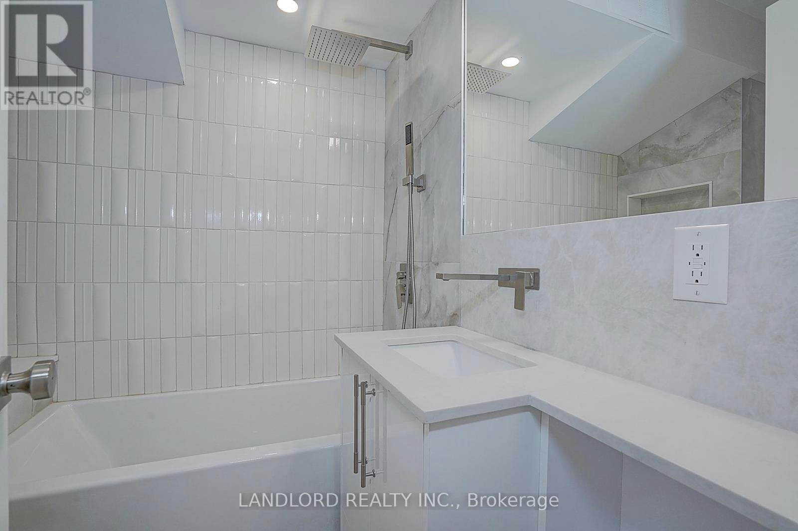1-1344 Pape Avenue, Toronto, ON, M4K 3X2 - 23