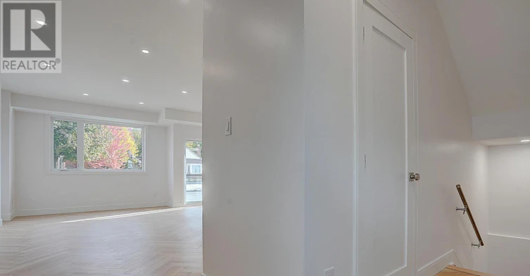 1-1344 Pape Avenue, Toronto, ON, M4K 3X2 - 5