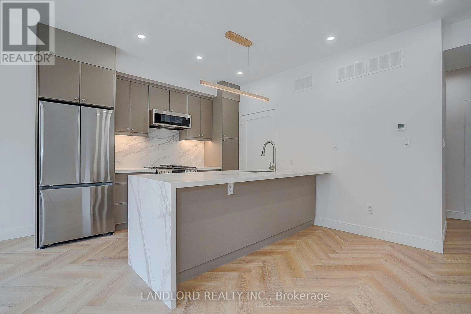 1-1344 Pape Avenue, Toronto, ON, M4K 3X2 - 13