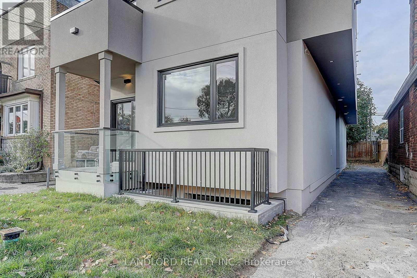 1-1344 Pape Avenue, Toronto, ON, M4K 3X2 - 2