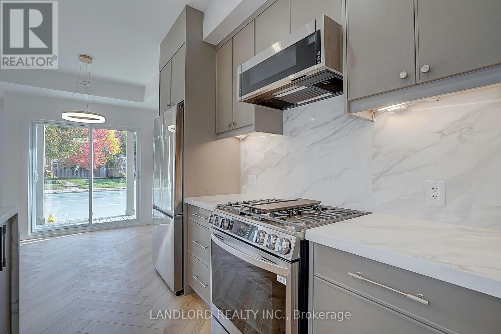 1-1344 Pape Avenue, Toronto, ON, M4K 3X2 - 17