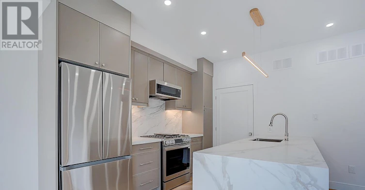 1-1344 Pape Avenue, Toronto, ON, M4K 3X2 - 14