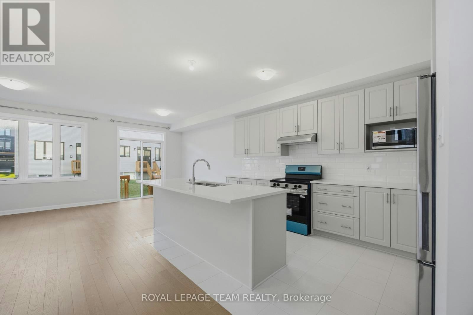 949 Locomotion Lane, Ottawa, ON, K2V 0V4 - 7