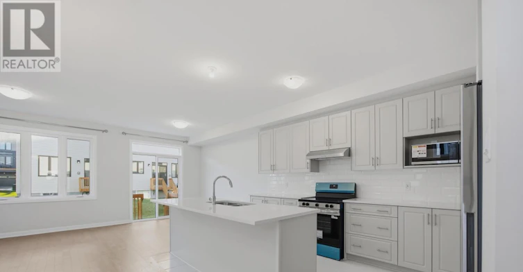 949 Locomotion Lane, Ottawa, ON, K2V 0V4 - 7