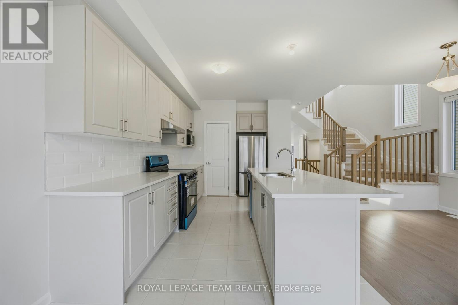 949 Locomotion Lane, Ottawa, ON, K2V 0V4 - 12