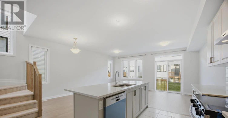 949 Locomotion Lane, Ottawa, ON, K2V 0V4 - 9