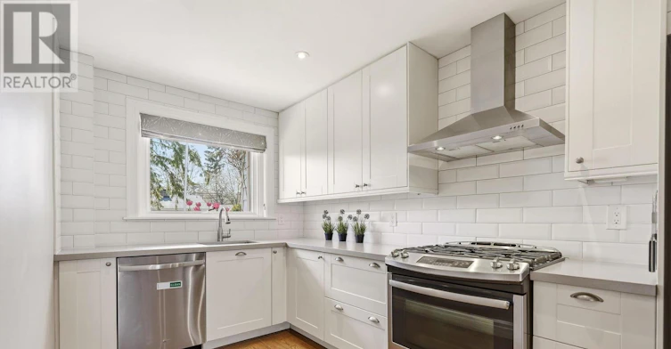 145 Suffolk Avenue, Oakville, ON, L6K 2L5 - 12