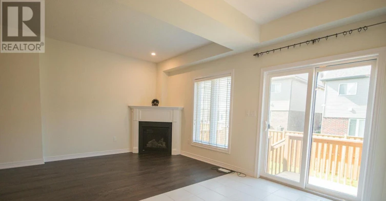 10 Dayman Drive, Hamilton, ON, L9K 0J9 - 3