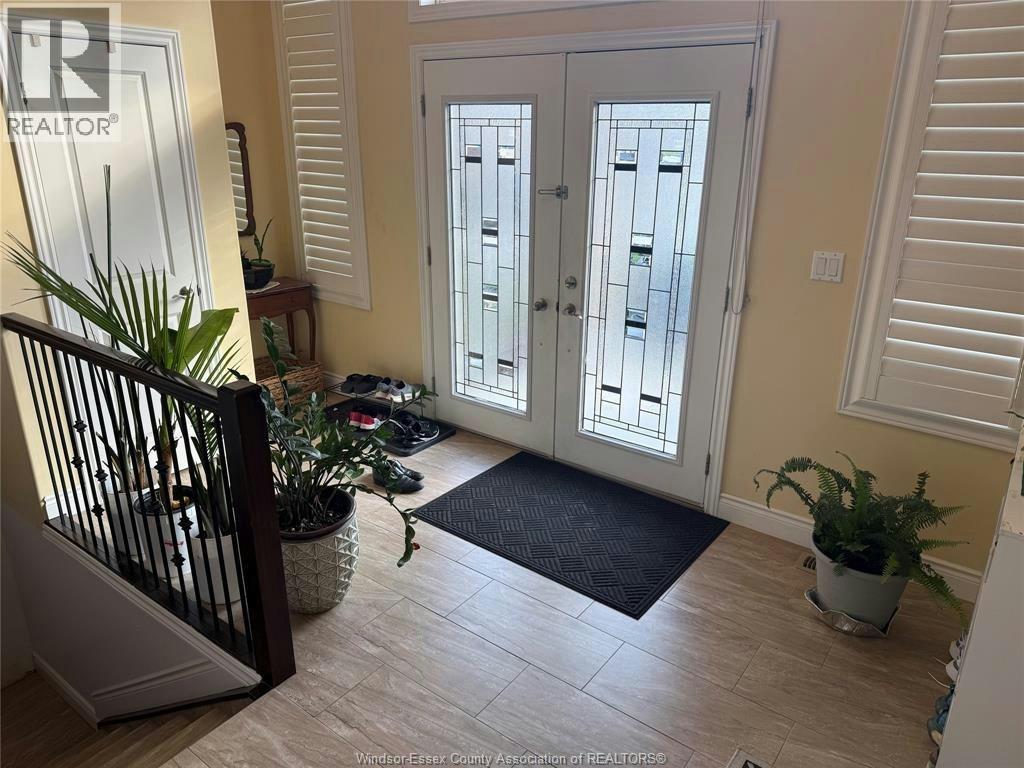 2991 Mcrobbie Crescent, Windsor, ON, N8R 0B1 - 2