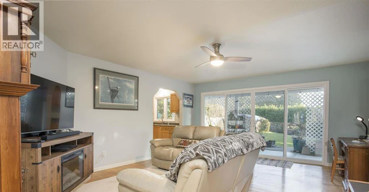 9890 Lyndhurst Street, Burnaby, BC, V3J 1G1 - 3