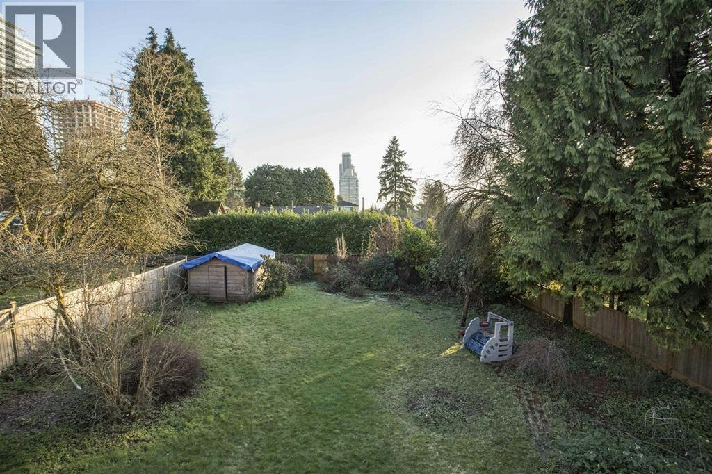 9890 Lyndhurst Street, Burnaby, BC, V3J 1G1 - 16