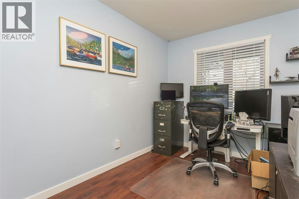 9890 Lyndhurst Street, Burnaby, BC, V3J 1G1 - 10