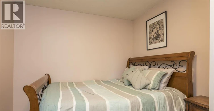 9890 Lyndhurst Street, Burnaby, BC, V3J 1G1 - 12