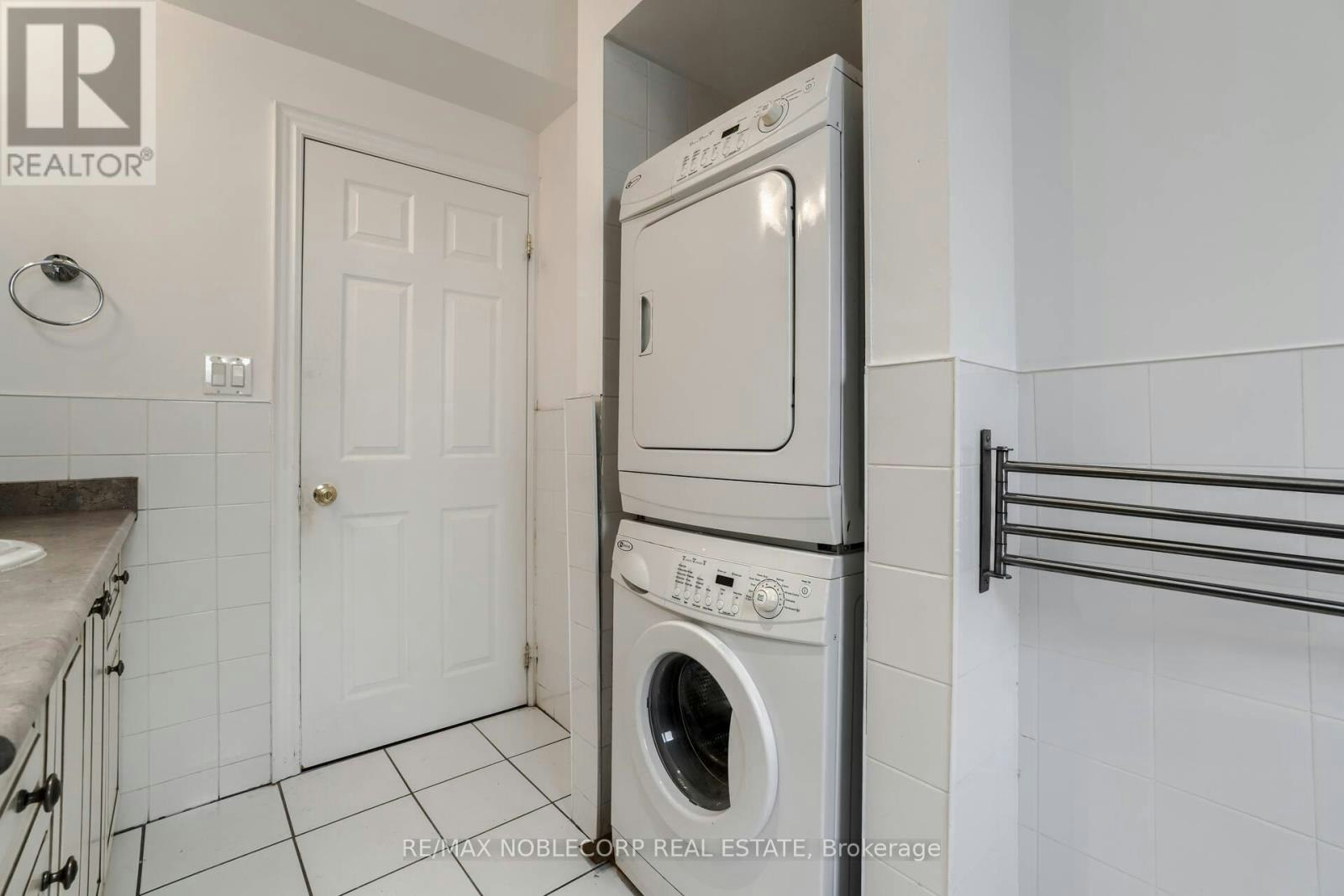 UPPER A-623 Mount Pleasant Road, Toronto, ON, M4S 2M9 - 18