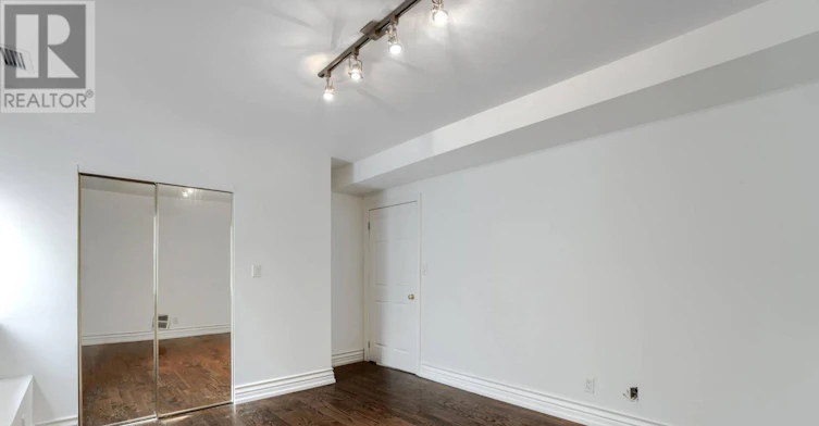 UPPER A-623 Mount Pleasant Road, Toronto, ON, M4S 2M9 - 14