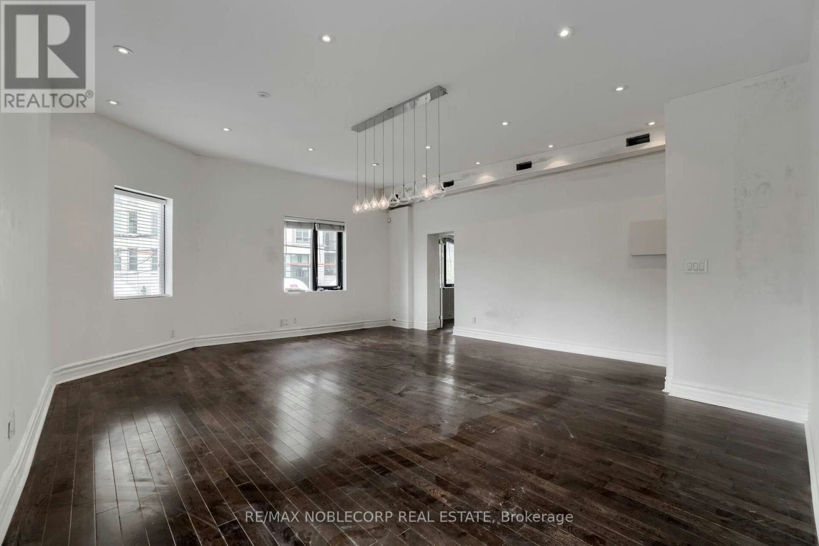 UPPER A-623 Mount Pleasant Road, Toronto, ON, M4S 2M9 - 4
