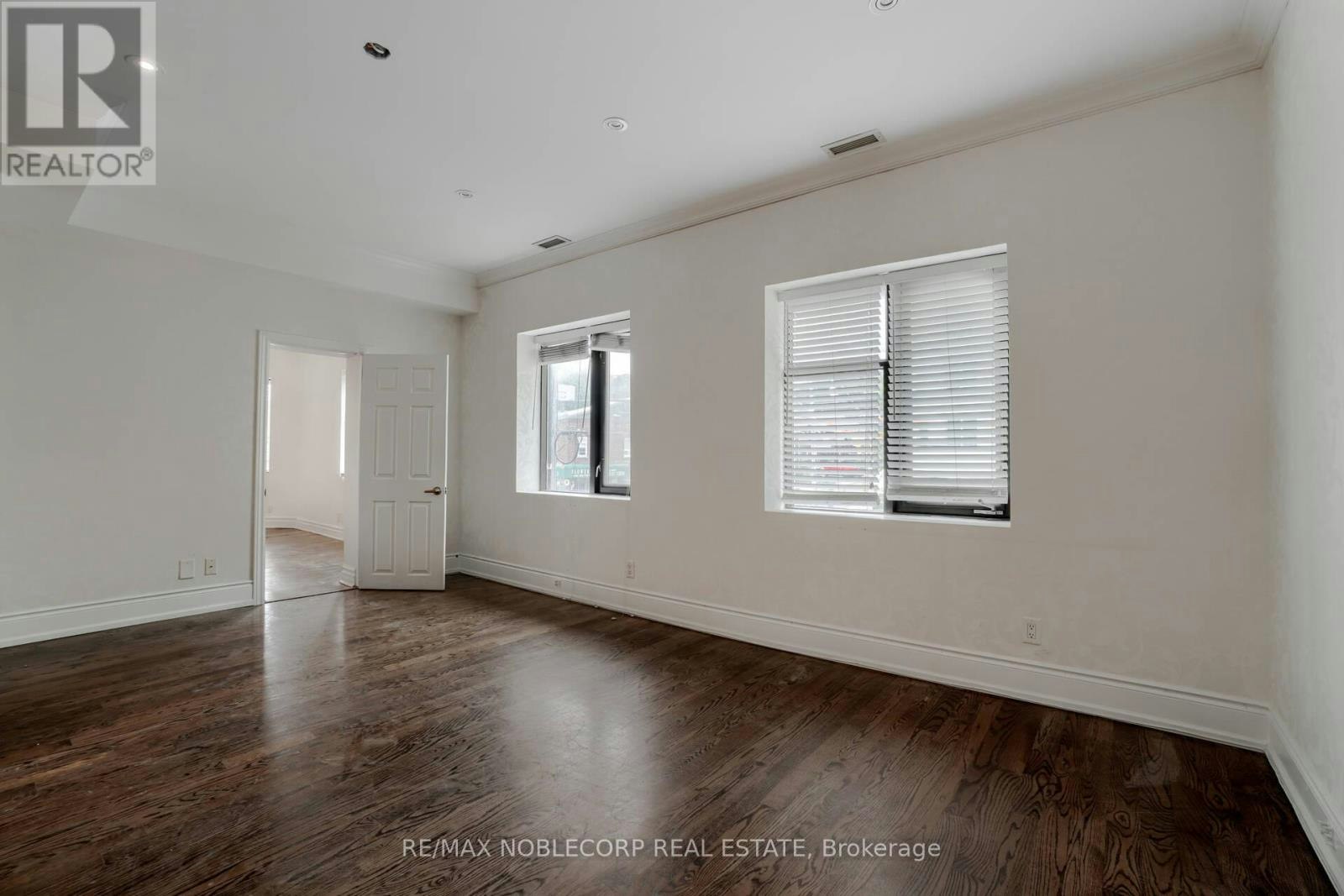UPPER A-623 Mount Pleasant Road, Toronto, ON, M4S 2M9 - 6