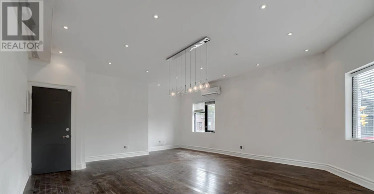 UPPER A-623 Mount Pleasant Road, Toronto, ON, M4S 2M9 - 5