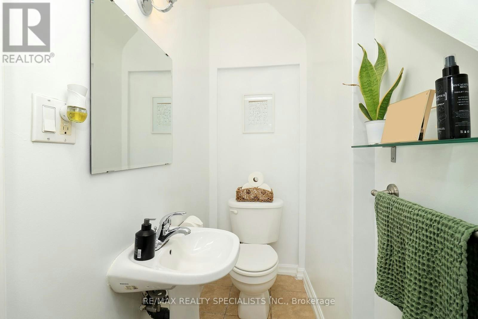 38 Mimico Avenue, Toronto, ON, M8V 1R1 - 4
