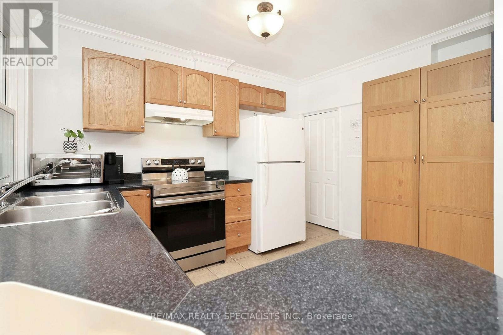 38 Mimico Avenue, Toronto, ON, M8V 1R1 - 14