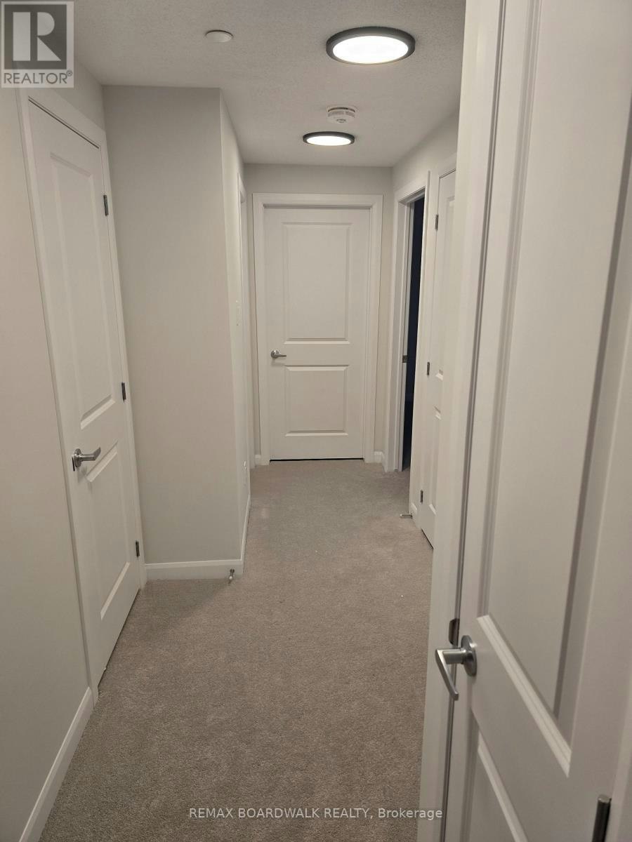 1001 Glenroy Gilbert Drive, Ottawa, ON, K2J 5G3 - 10