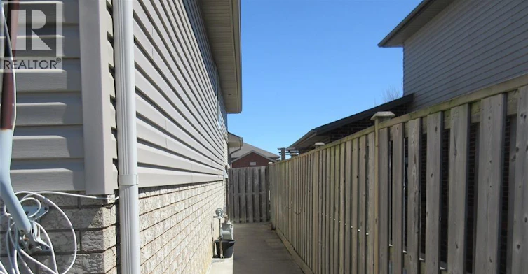 1609 Magnolia, Windsor, ON, N8P 1Z1 - 15