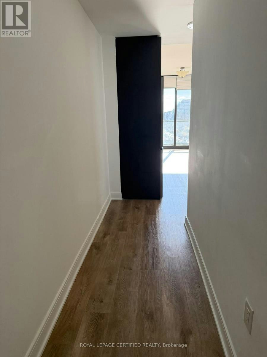 1121-86 Dundas Street, Mississauga, ON, L5A 1W4 - 5